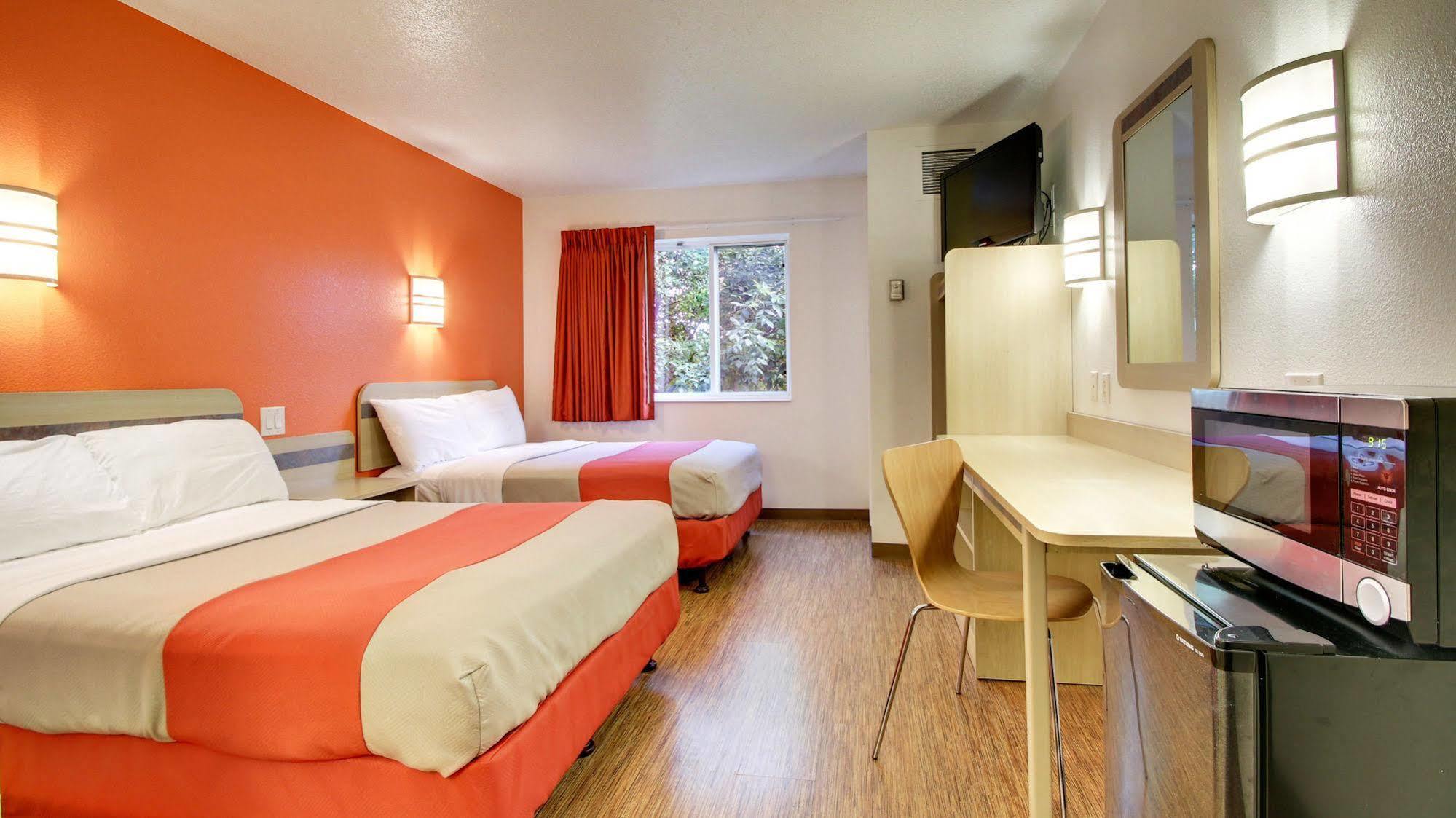 Motel 6-Springfield, Il I-55 I-72 Εξωτερικό φωτογραφία